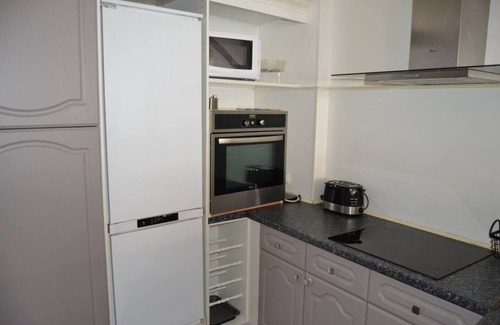 Saintes Apartment | Discover Pied à Terre: Central Location with Pet-Friendly Stay
