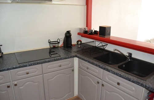 Saintes Apartment | Discover Pied à Terre: Central Location with Pet-Friendly Stay