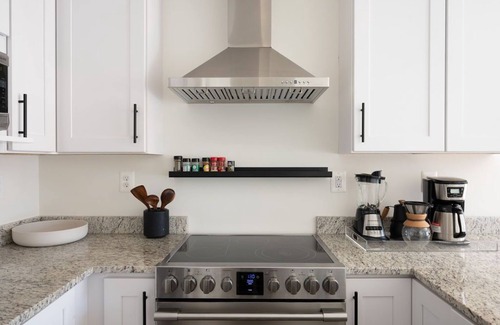 Batesville Apartment | Pet-Friendly Piedmont Place Suite 303 - Guest Rated 9.8