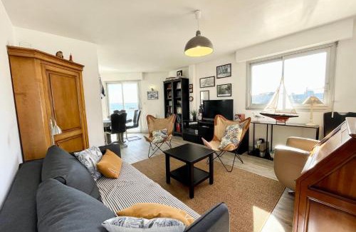 Port-Louis Apartment | Cozy T3 Retreat Facing the Sea - Pet & Child Friendly!