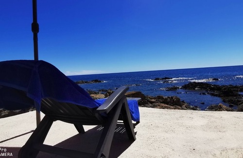 Tarcu Villa | Seaside Escape at Pieds Dans L'eau Villa "Crique aux Tortues"