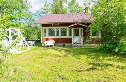 Saarijarvi House | Relax at Piennarpää: Lake View Spa and Family-Friendly Stays
