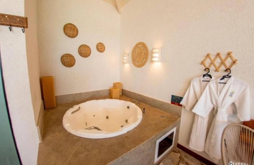 Foguete Hotel | Beachfront Retreat: Pier Beach Club with Ocean Views & Spa