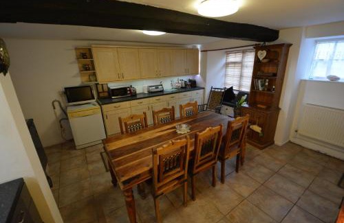 Watchet House | Pet-Friendly Pier Cottage with Outstanding 9.3/10 Rating