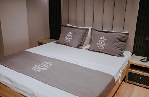 Bagcilar Hotel | Top-Rated Pier Hotel: Family-Friendly with Breakfast Included