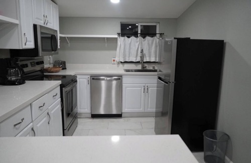 Vallejo House | Relax at Pier on the Bay - Family-Friendly Getaway