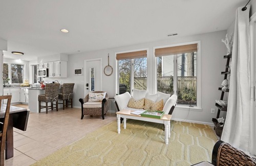 Shady Side House | Relaxation Awaits at the Chesapeake Bay with Ocean Views!
