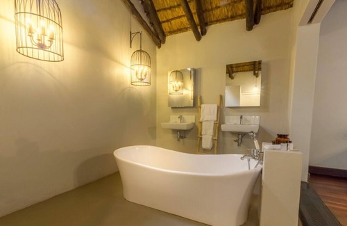 Pretoria Bed & Breakfast | Exquisite Pierneef's Kraal: Spa & Family-Friendly Retreat