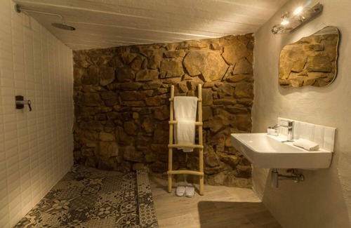 Pretoria Bed & Breakfast | Exquisite Pierneef's Kraal: Spa & Family-Friendly Retreat