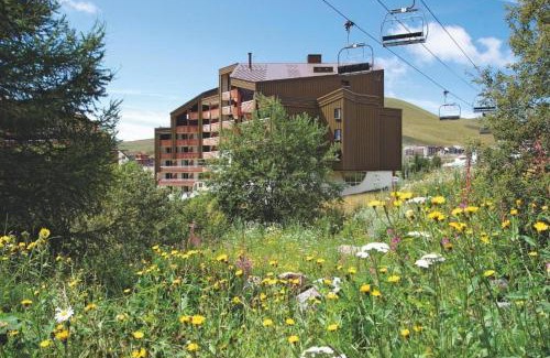 Bergers Apartment | Relax and Unwind at Pierre et Vacances Les Bergers Resort