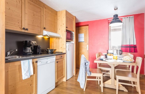 Jeux House | Explore Pierre & Vacances Residence L'Ours Blanc Retreat