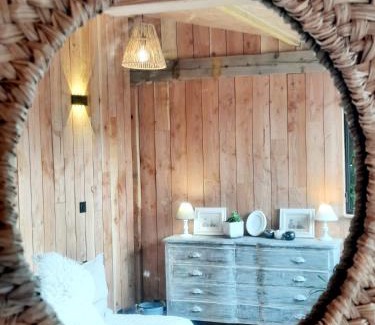 Senlis Bed & Breakfast | Family-Friendly Retreat at Pierres et Jardins - 9/10 Rated