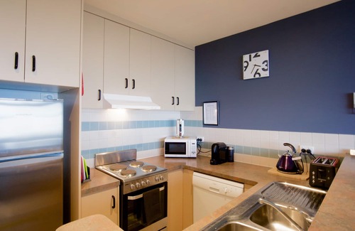 Lorne Apartment | Exceptional PierView Apartments: Family-Friendly Retreat
