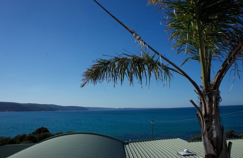 Lorne Apartment | Exceptional PierView Apartments: Family-Friendly Retreat