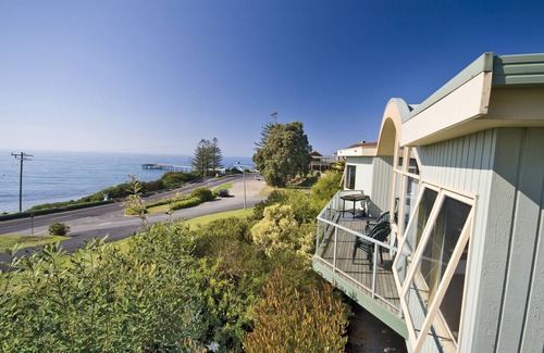 Lorne Apartment | Exceptional PierView Apartments: Family-Friendly Retreat