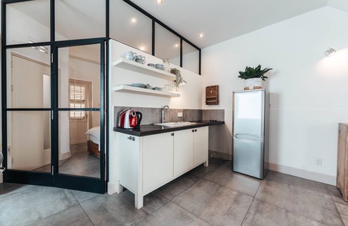 Pietermaai District Apartment | Pietermaai Oasis: Relax by the Ocean with Pool & Spa
