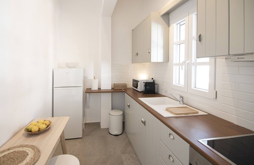 Mykonos Hotel | Elegant Pietra Bianca 1891 Junior Suite with Breakfast