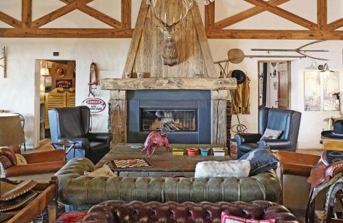 Polpenazze del Garda House | Discover Pietra Cavalla - Family-Friendly Ranch & Resort