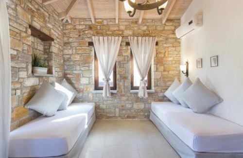 Skala Potamias Apartment | Delight in Pietra e Mare: Pet-Friendly 4-Star Retreat