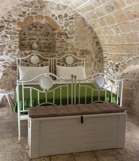 Modugno Hotel | Elegant Pietrabianca Suite - Guest Rated 10/10 Experience