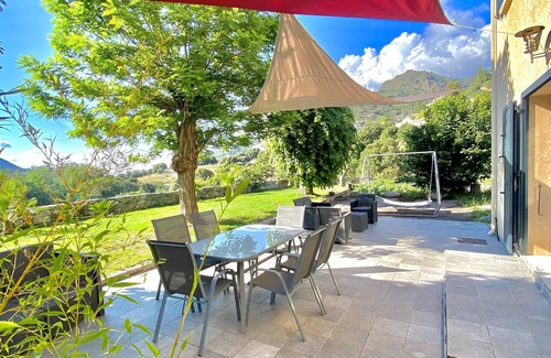 Pietralba House | Pietralba Apartment with Pool - 15 Min from the Sea