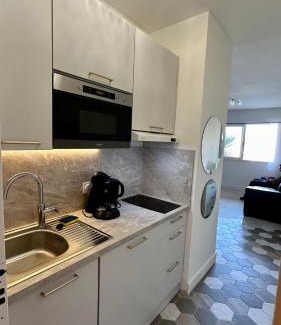 Pietranera Apartment | Cozy Pietranera Studio with Oceanfront Views Near Bastia