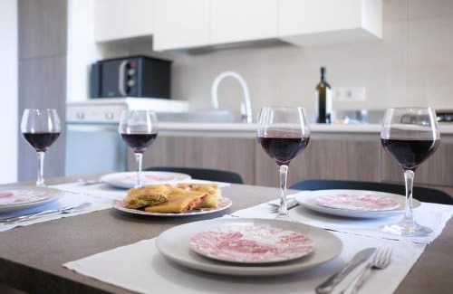 Pozzallo House | Beautiful Oceanfront Oasis at Pietrenere39 for Families