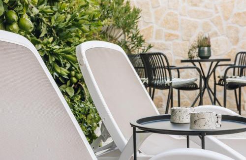 Cove Tri Zala (Zrnovo) Apartment | Pietro Hotel: Relax by the Oceanfront Pool with Family
