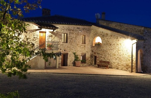 Casole d'Elsa Apartment | Discover Piettorri Ginestra in Casole d'Elsa, Tuscany