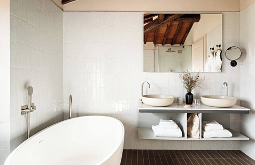 Radda in Chianti Hotel | Elegant Pieve Aldina Relais & Chateaux with Pool and Spa
