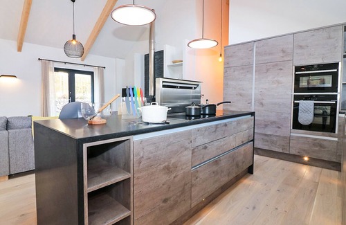 Falmouth Cottage | Unforgettable Stays at Pig House, Boskensoe Barns - 10/10 Rating