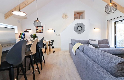 Falmouth Cottage | Unforgettable Stays at Pig House, Boskensoe Barns - 10/10 Rating