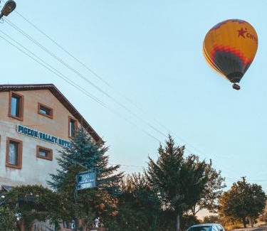 Uchisar Bed & Breakfast | Pet-Friendly Getaway at Pigeon Valley Stone House