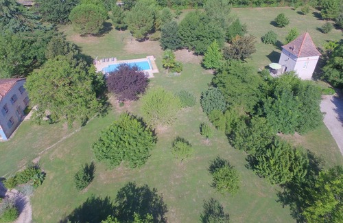 Saint-Loup House | PIGEONNIER 19 ° - all comfort - calm, charm and tranquility