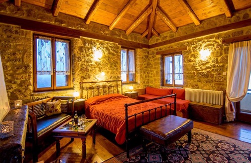Mesaia Trikala Hotel | Kid-Friendly Retreat at Pigi Tarlampa Hotel - Rated 9.4!