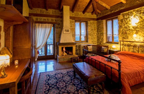 Mesaia Trikala Hotel | Kid-Friendly Retreat at Pigi Tarlampa Hotel - Rated 9.4!