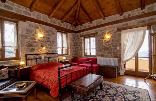Mesaia Trikala Hotel | Kid-Friendly Retreat at Pigi Tarlampa Hotel - Rated 9.4!