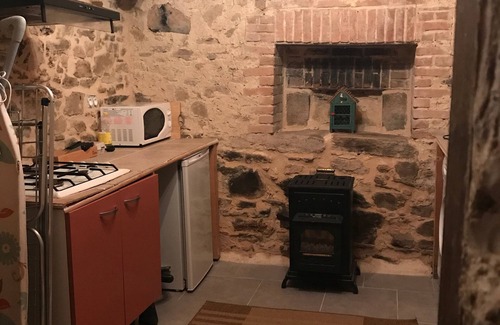 Ladignac le Long Cottage | Piglets Porcherie: Guest Rated 10/10 with Pool & Ocean Views