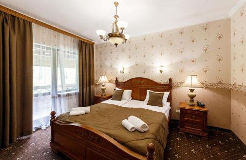 Tatariv Hotel | Beachfront Bliss at Pigy: Family-Friendly with Spa & Pool