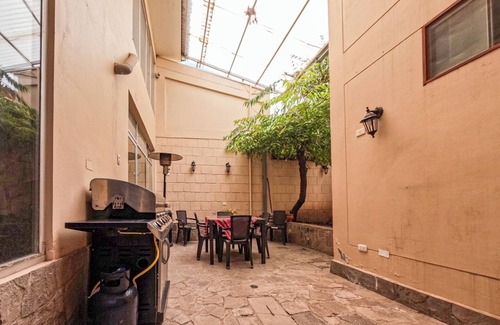 Cusco Apartment | Cozy Pikaflor Cerezo Mini Apartment with Hot Tub & Breakfast