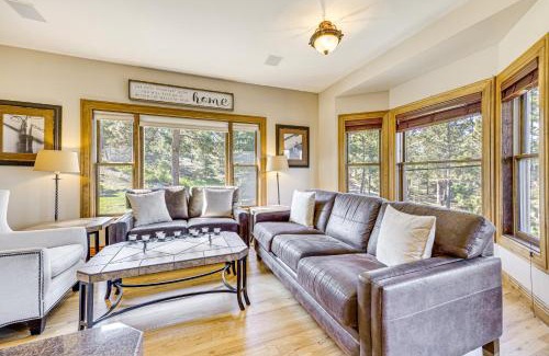 Colorado Springs House | Beautiful Colorado Springs Home with Mountain Views