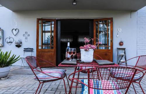 Bergrivier Apartment | Scenic Piketberg Home with Accessible Family-Friendly Amenities