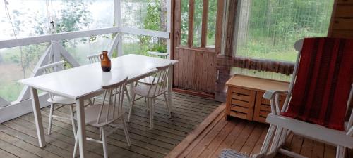 Ylikiiminki Cabin | Enjoy Family-Friendly Comfort at Pikkumökki Lintukoto