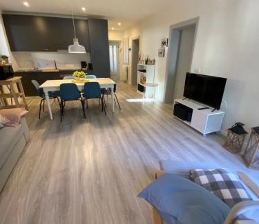 Isolaccia Apartment | Discover Pile House: Pet and Child Friendly Retreat