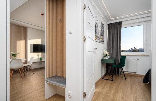 Ursynow Apartment | Child-Friendly Stay at Pileckiego 59 - Guest Rated 9.8