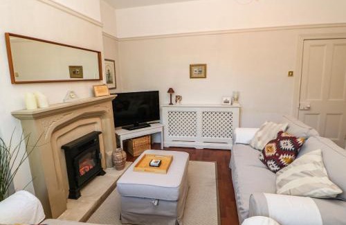 North Bitchburn House | Discover Pilgrim Cottage: Family-Friendly 4-Star Retreat
