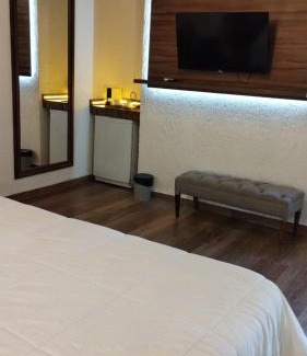 Chacras de Coria Hotel | Relax at Pilgrim's Rest - Descanso del Peregrino