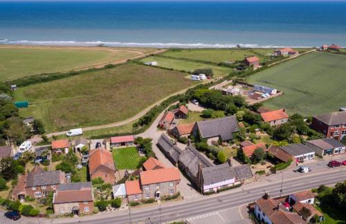 Bacton House | Discover Pilgrims Prospect: Family and Pet-Friendly Retreat