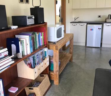 Miranda Apartment | Discover Pilgrims Rest: Guest Rated 8.7/10 Retreat