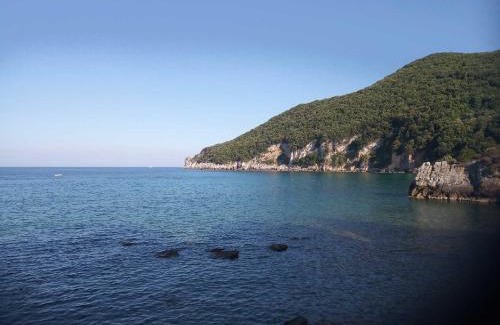Keramidi House | Pet-Friendly Pilion House by the Aegean Sea with Ocean View